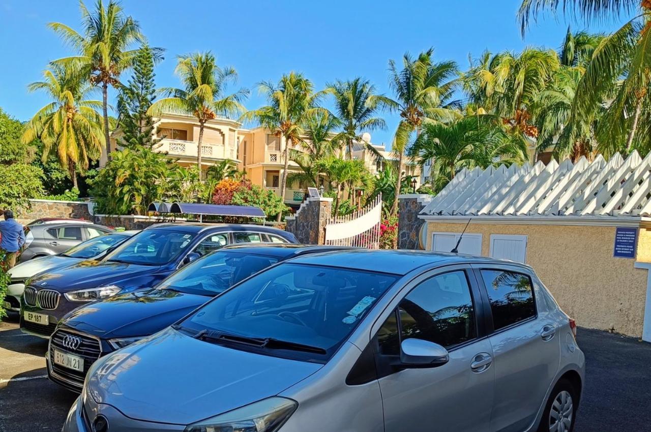 The Coastal Apartment Flic en Flac Luaran gambar