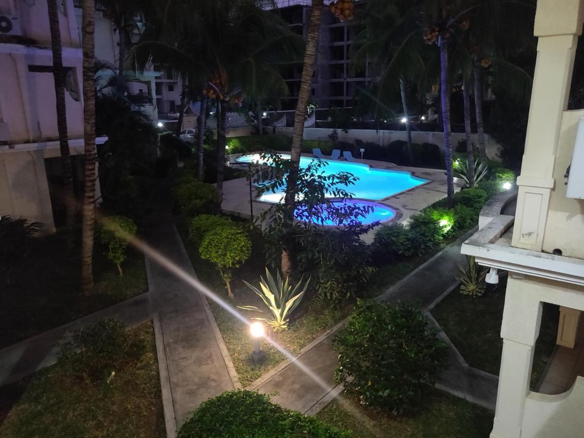The Coastal Apartment Flic en Flac Luaran gambar