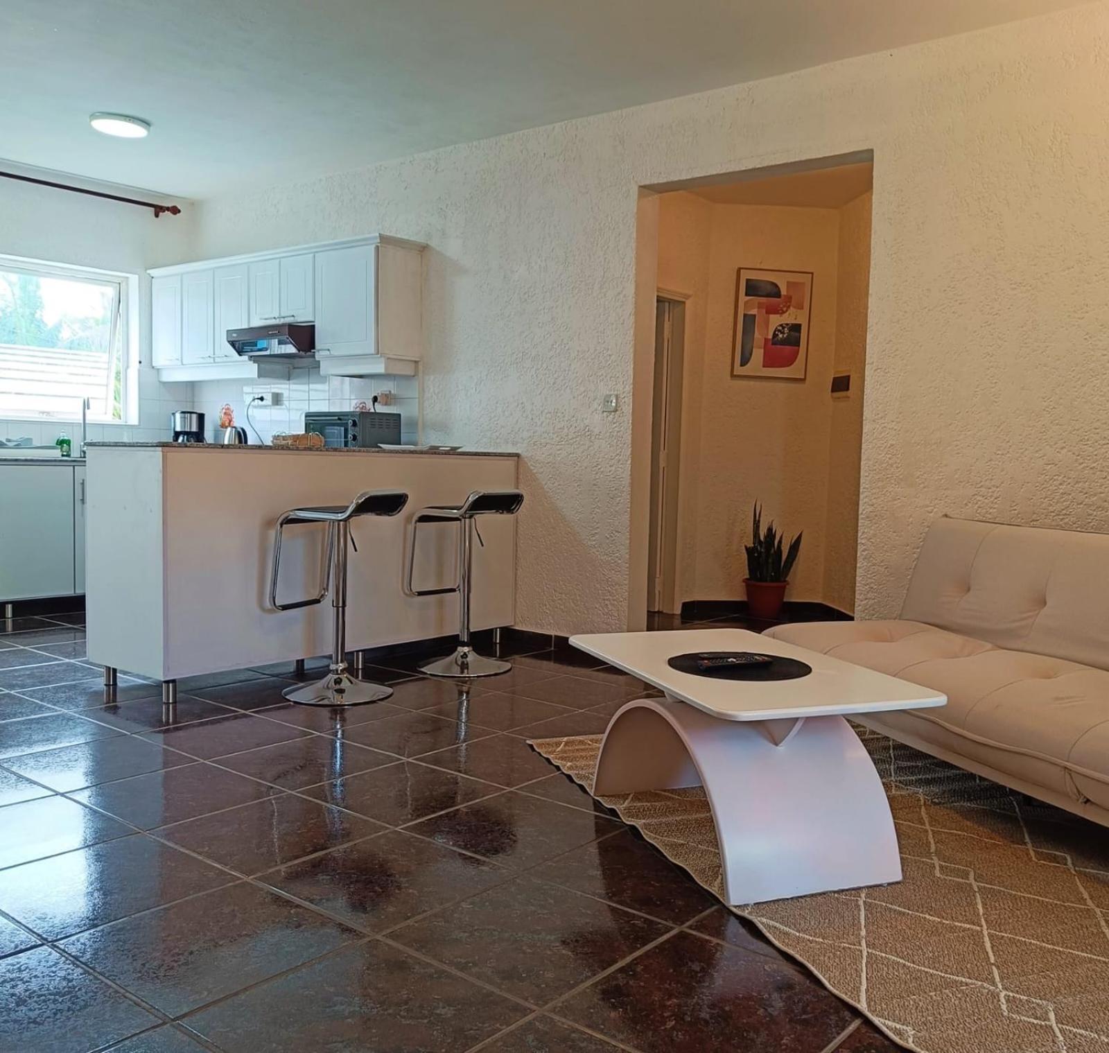 The Coastal Apartment Flic en Flac Luaran gambar